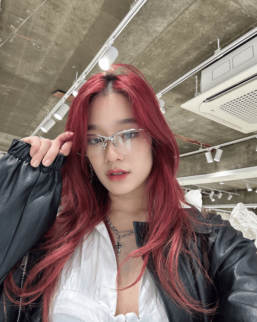 Kimberly    | IG: @softkhor | Twitch: @softkhor | 