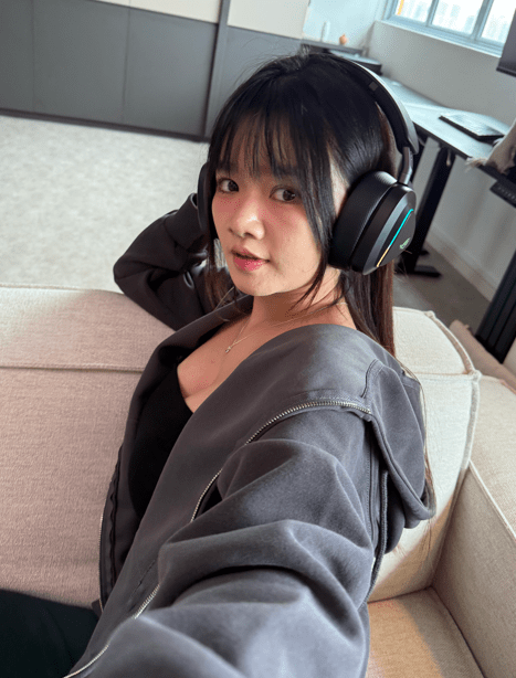 Sherr Ng     | IG: @sherrng | Twitch: @sherrng |