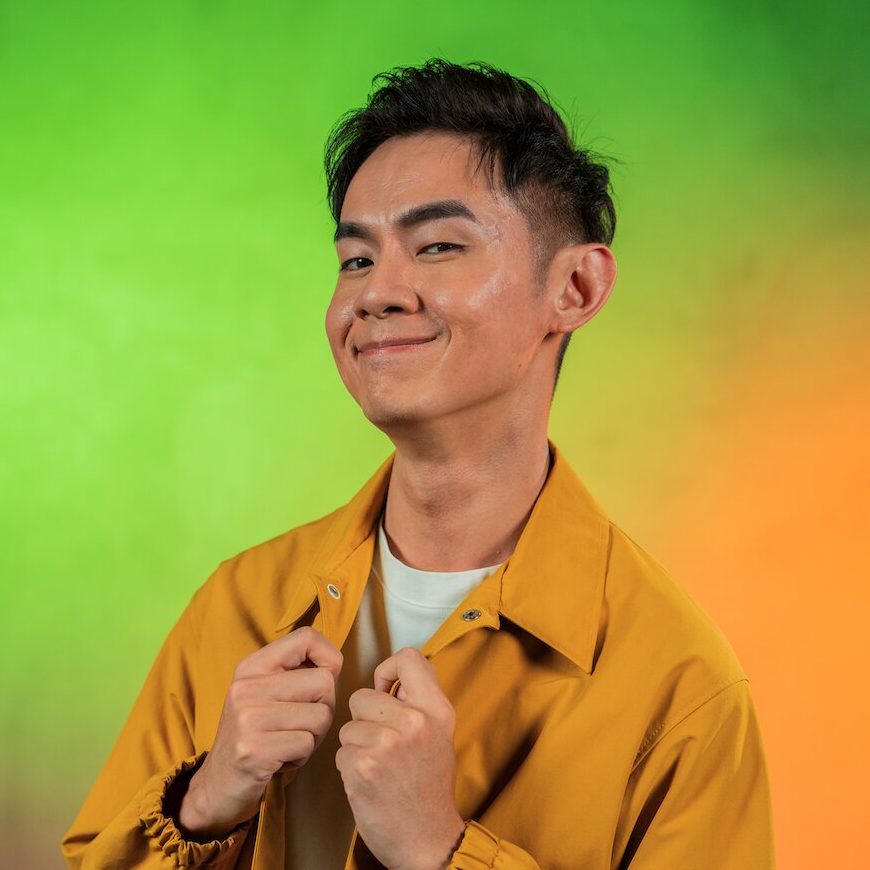 Yan Wei Xiao Er