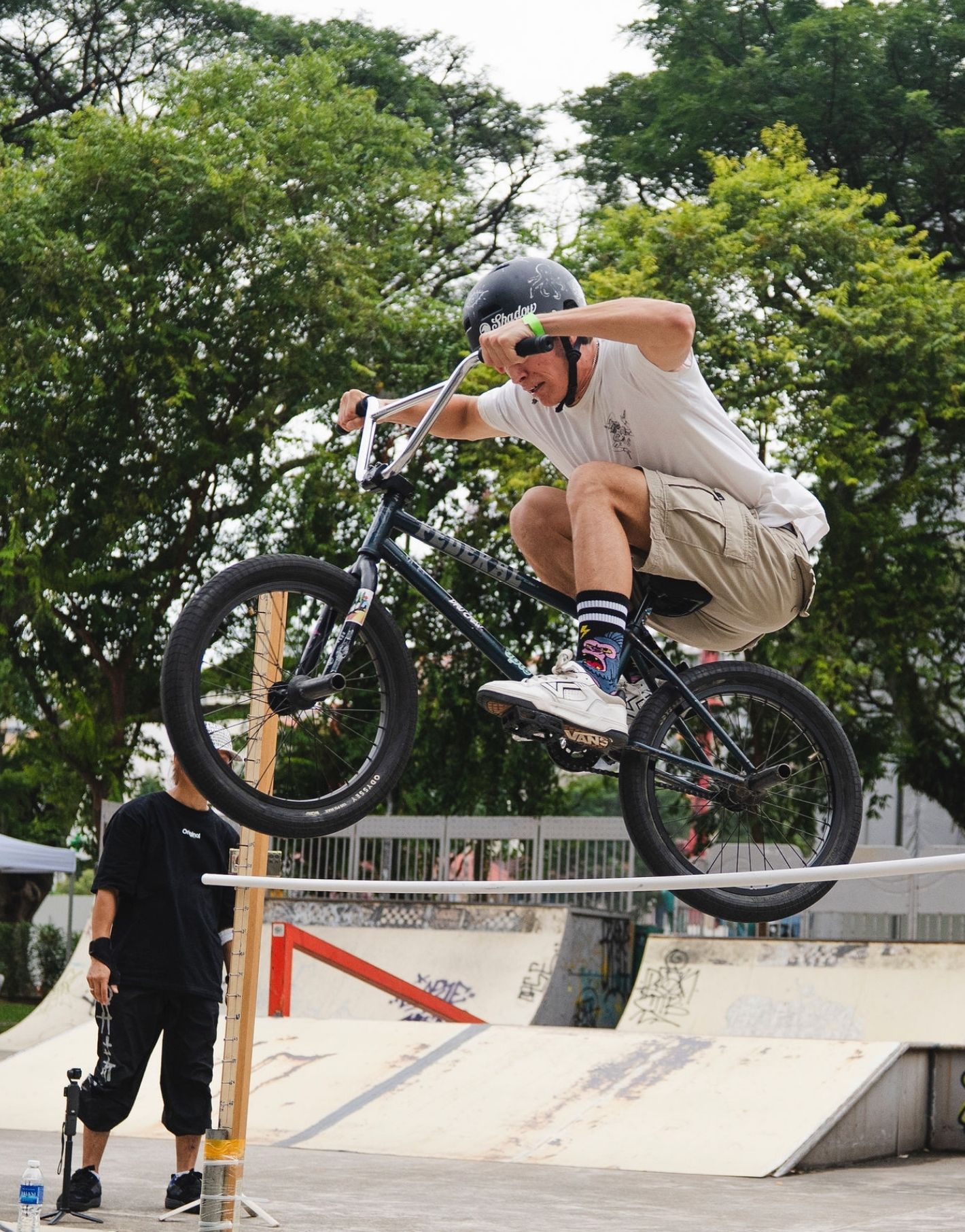 [X *SCAPE] Urban Sports: Fixed Gear Bike Trick Cycling