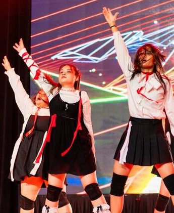 [COMMA] K-Pop Random Play Dance